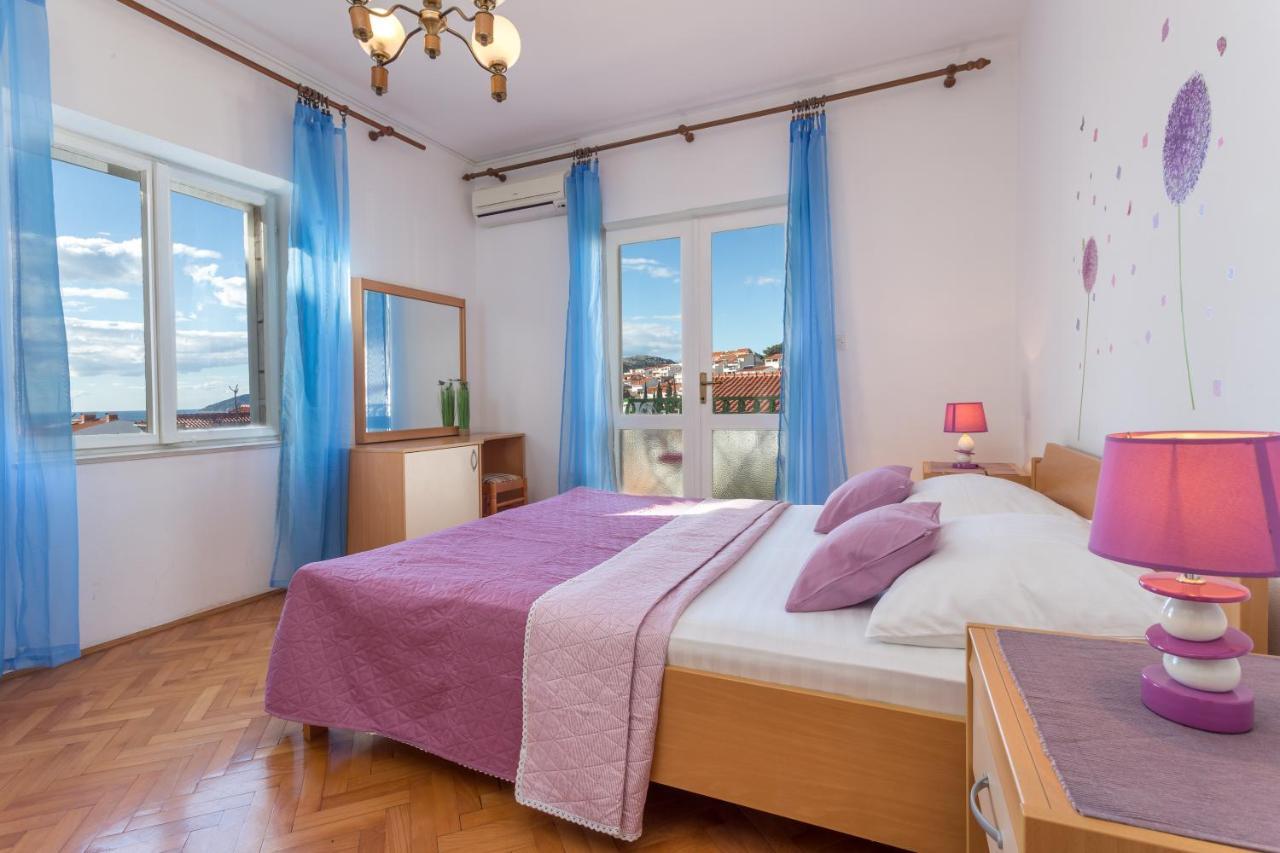 Apartments Marija Bibic Хвар Екстериор снимка