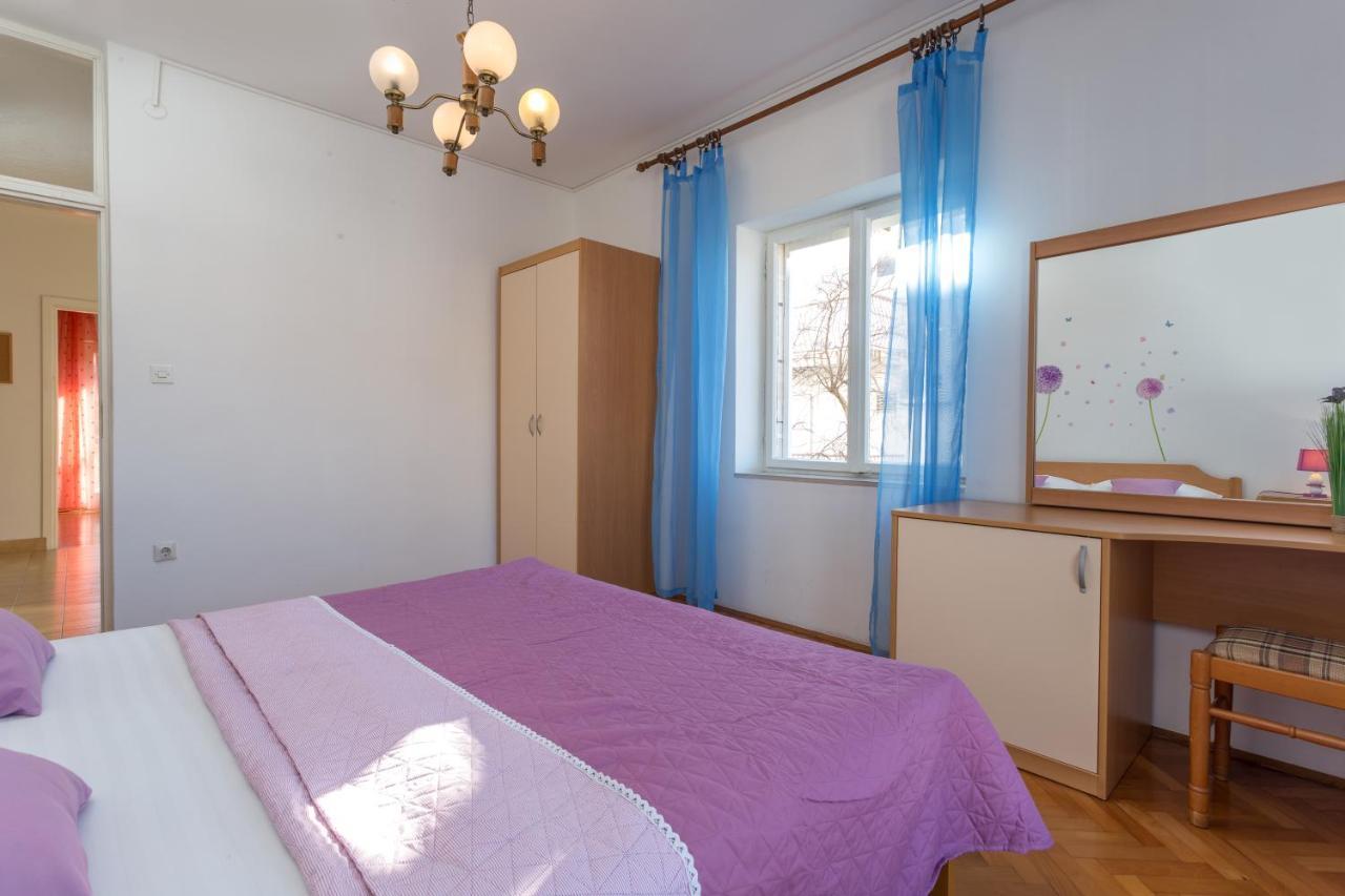 Apartments Marija Bibic Хвар Екстериор снимка